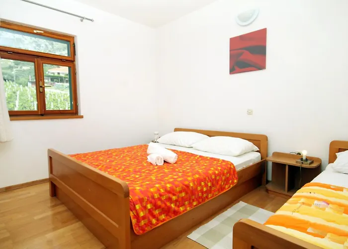 With Parking Space Ivan Dolac, Hvar - 592 Apartman Jelsa