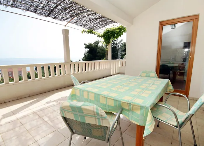 With Parking Space Ivan Dolac, Hvar - 592 Apartman *