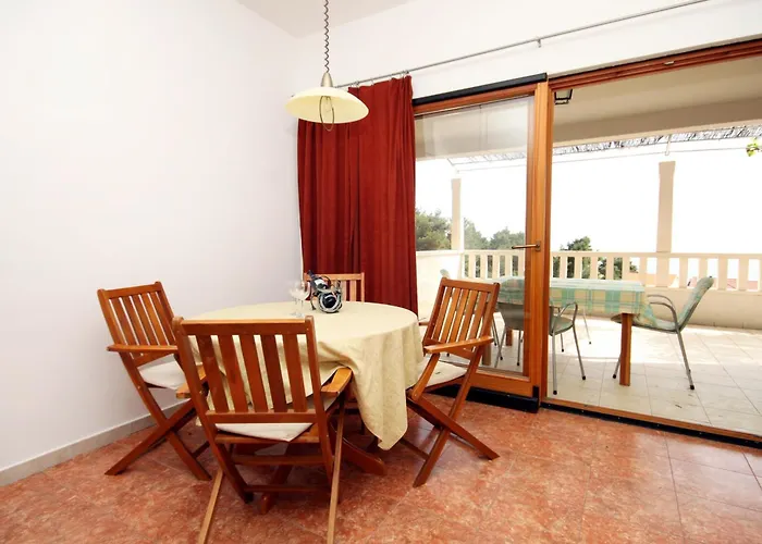 With Parking Space Ivan Dolac, Hvar - 592 Apartman Jelsa